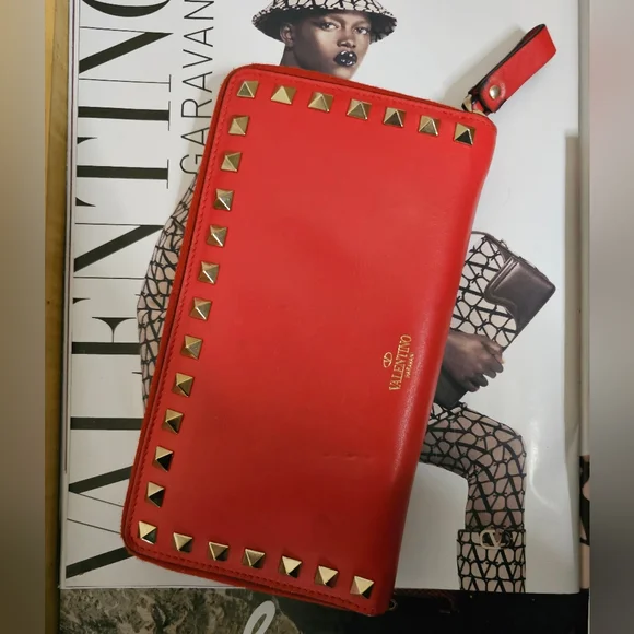 Valentino Long Rockstud Zip Around Wallet AUTHENTIC - Picture 2 of 16